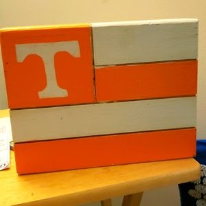 Wooden TN Vols Flag/wall plaque